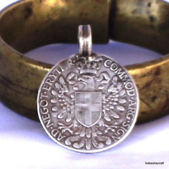 Old Italy Eritrea Thaler Talero Colonial Silver Coin Pendant. King Emmanuel III (IT02) 1918 R