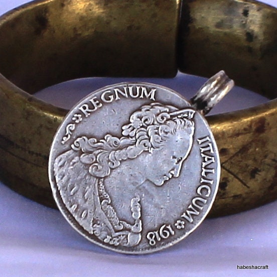 Old Italy Eritrea Thaler Talero Colonial Silver Coin Pendant. King Emmanuel III (IT02) 1918 R