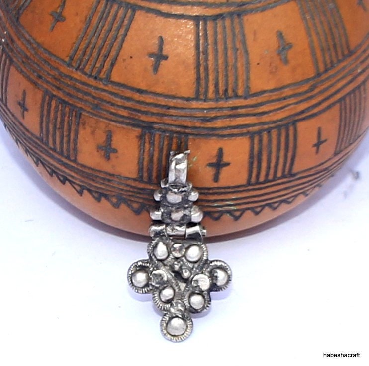 Vintage Jewelry. Old Ethiopian Coptic Christian Silver Cross Pendant. Tribal Jewelry, Ethiopian Art, Christian jewelry,  Ethnic Jewelry