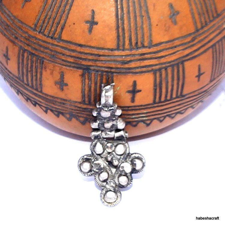 Vintage Jewelry. Old Ethiopian Coptic Christian Silver Cross Pendant. Tribal Jewelry, Ethiopian Art, Christian jewelry,  Ethnic Jewelry