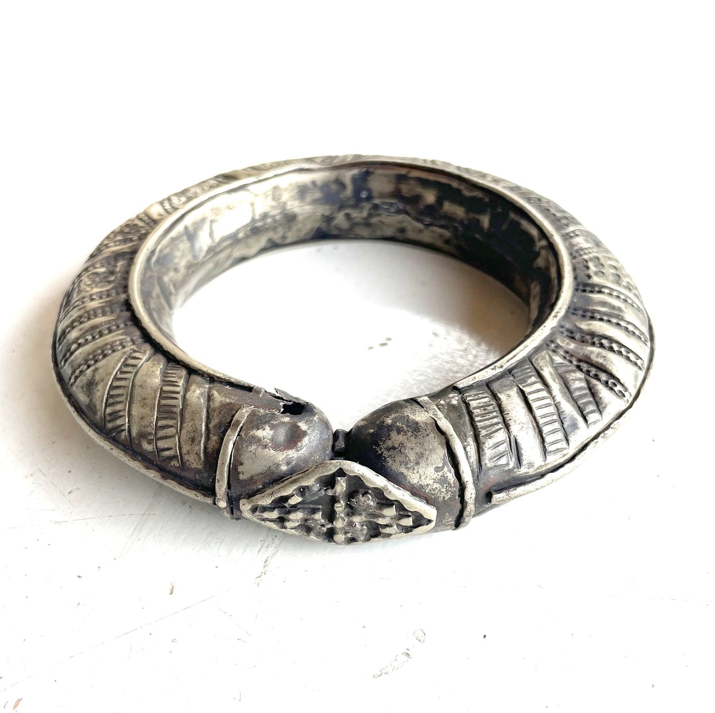 Vintage Ethiopian Silver Bangle - Ethnic Bracelet -Tribal Jewlery from the Harari Region of Ethiopia. Ethiopian Jewlery, Tribal Silver.