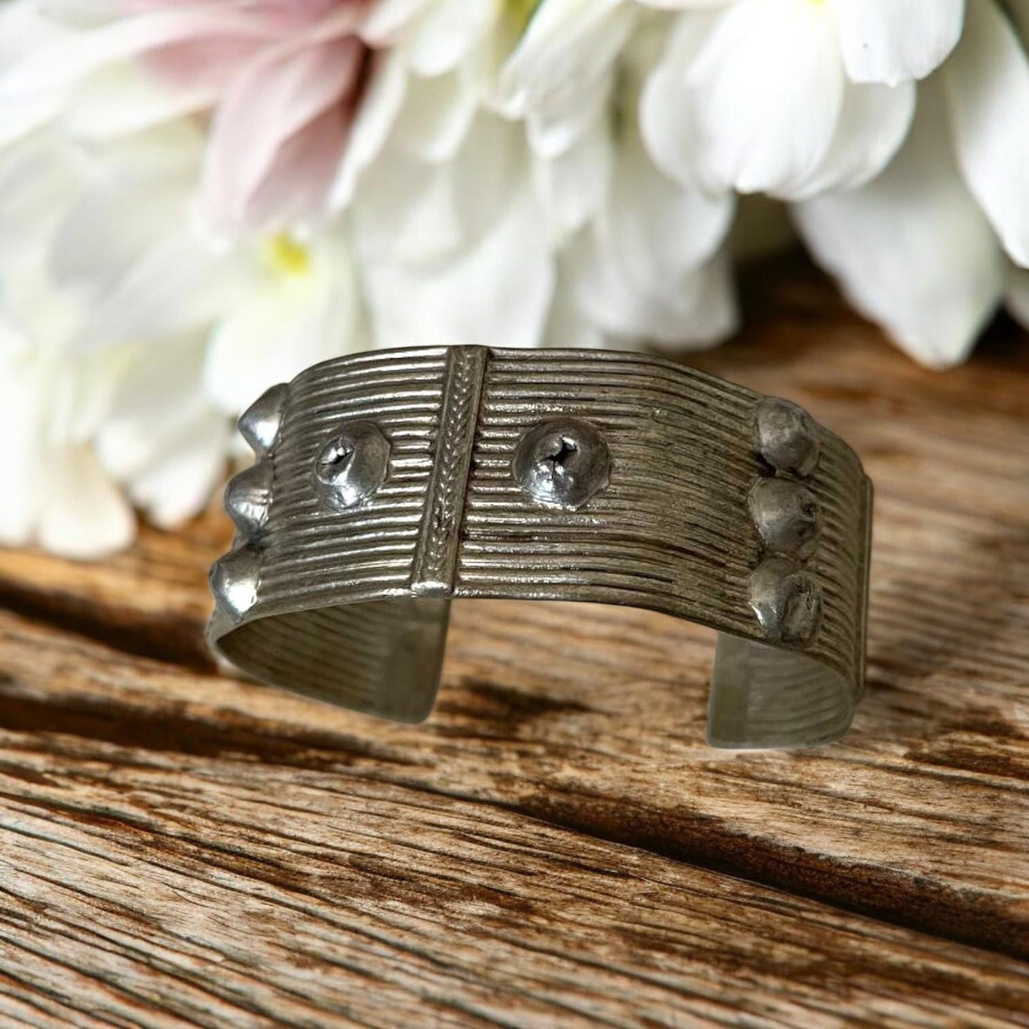 Antique Ethiopian Silver Bracelet. African jewelry, Ethiopian jewelry, Ethnic jewelry, Vinage jewelry, Cuff Bracelet Bangle.